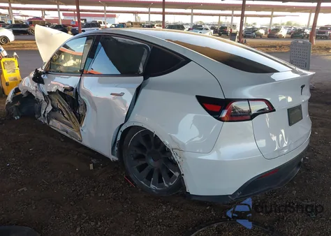 2021 Tesla Model Y Long Range Dual Motor All-Wheel Drive z USA, uszkodzony, nr VIN 5YJYGDEE0MF264790